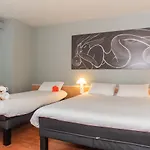 Ibis Gerardmer 3* 라브레세