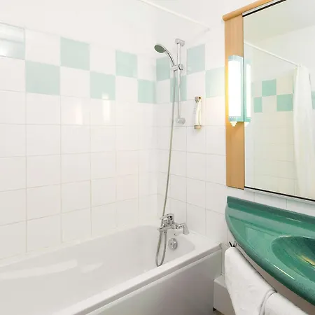 Hotel Ibis Gerardmer 3*