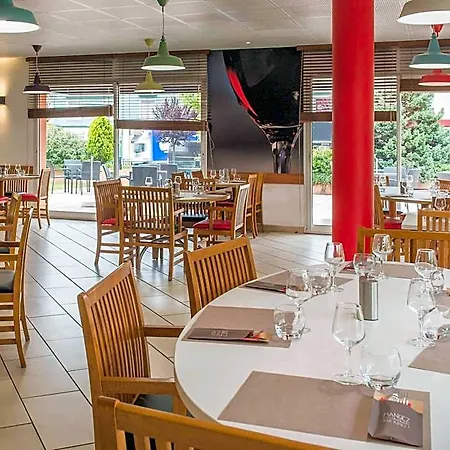 Ibis Gerardmer מלון 3*