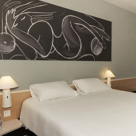 Ibis Gerardmer מלון