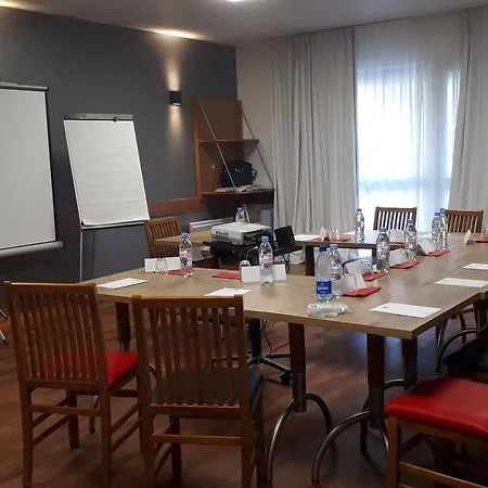 Ibis Gerardmer Hotel 3*