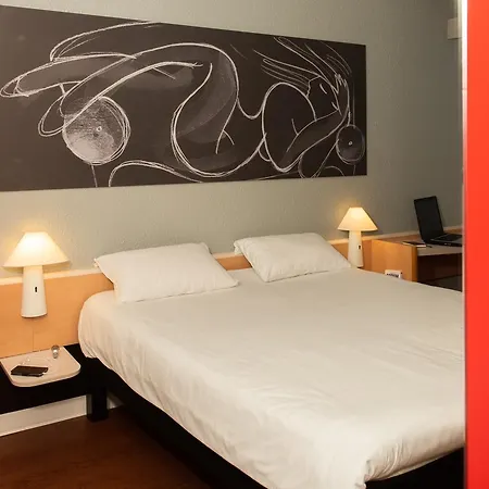 Отель Ibis Gerardmer