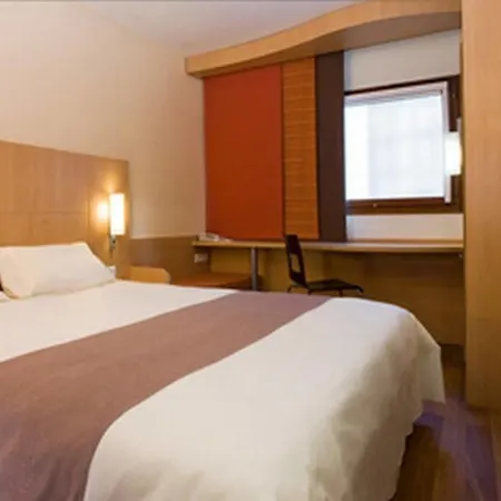 Ibis Gerardmer Hotel 3*
