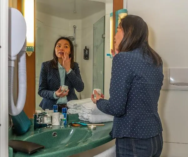 拉布雷斯格拉德梅尔宜必思酒店 拉布雷斯