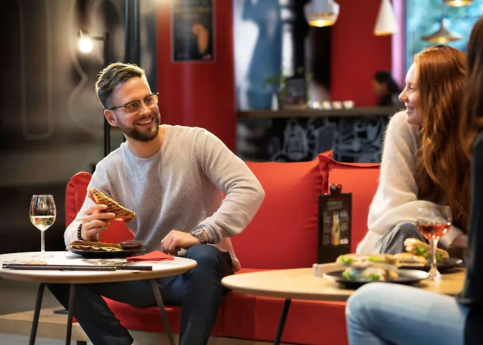 拉布雷斯格拉德梅尔宜必思酒店 3* 拉布雷斯