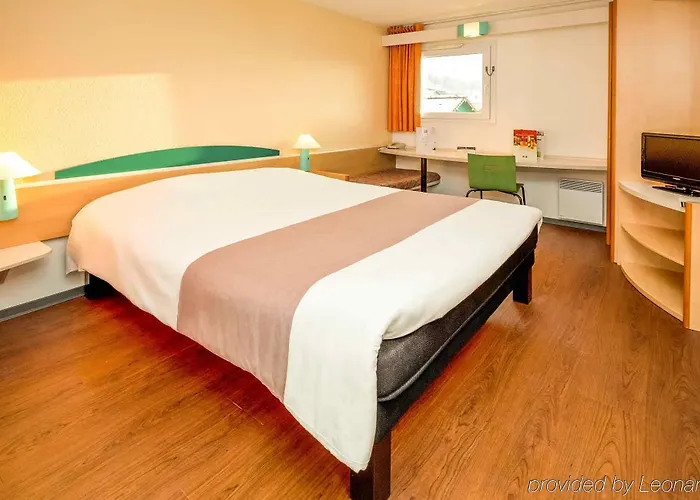 拉布雷斯格拉德梅尔宜必思酒店 酒店