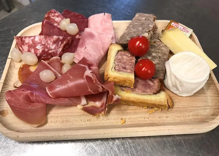 拉布雷斯格拉德梅尔宜必思酒店 3* 拉布雷斯